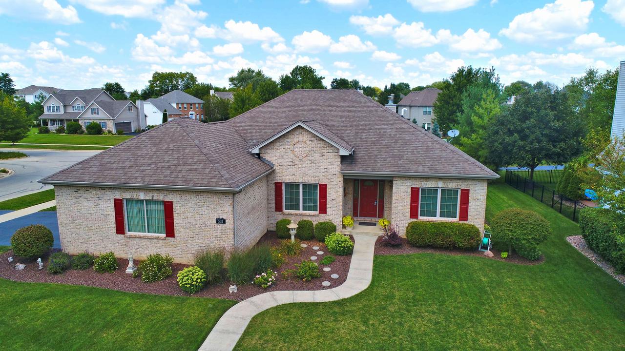 531 Arrowhead Dr., Yorkville, IL 60560