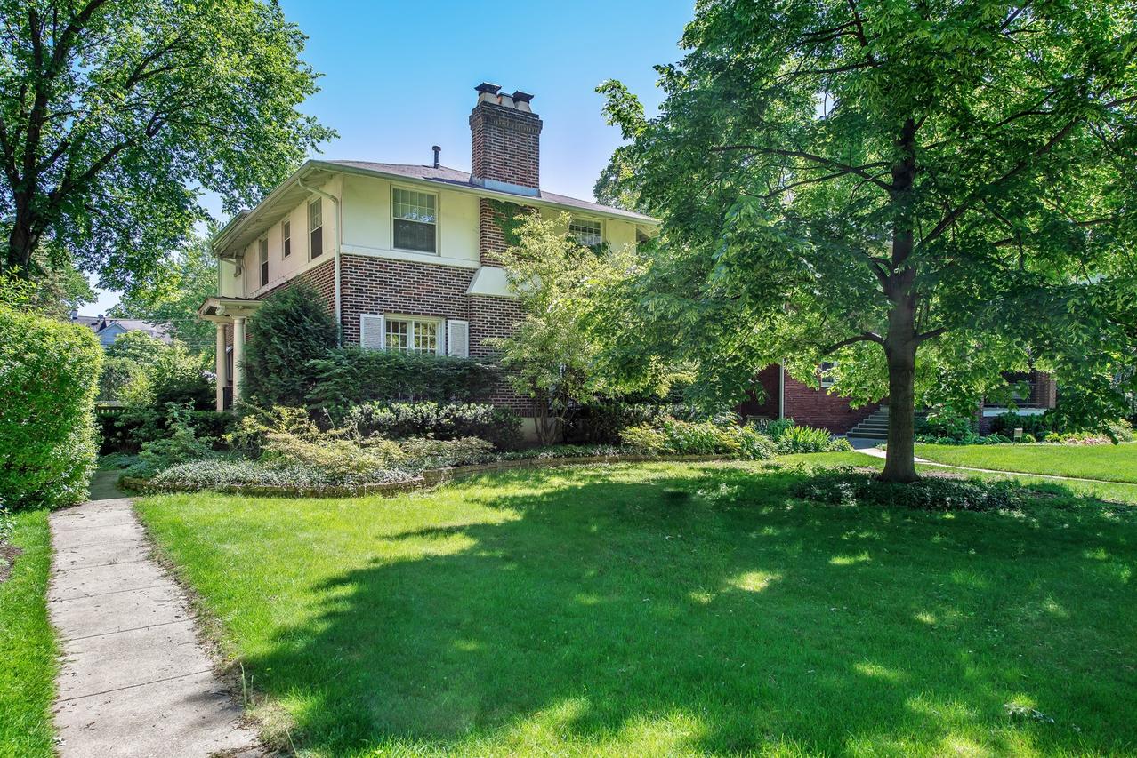 1319 Chestnut Ave., Wilmette, IL 60091