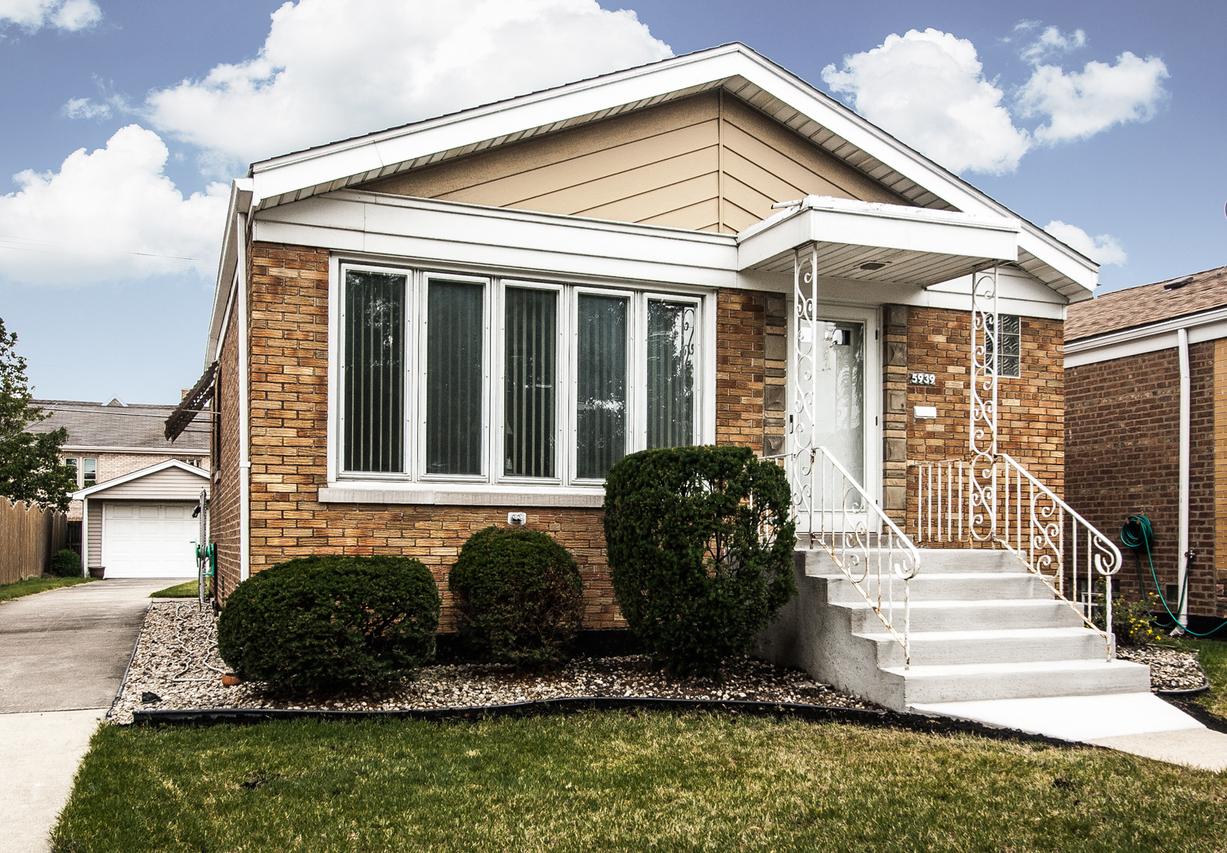 5939 W 55th St., Chicago, IL 60638