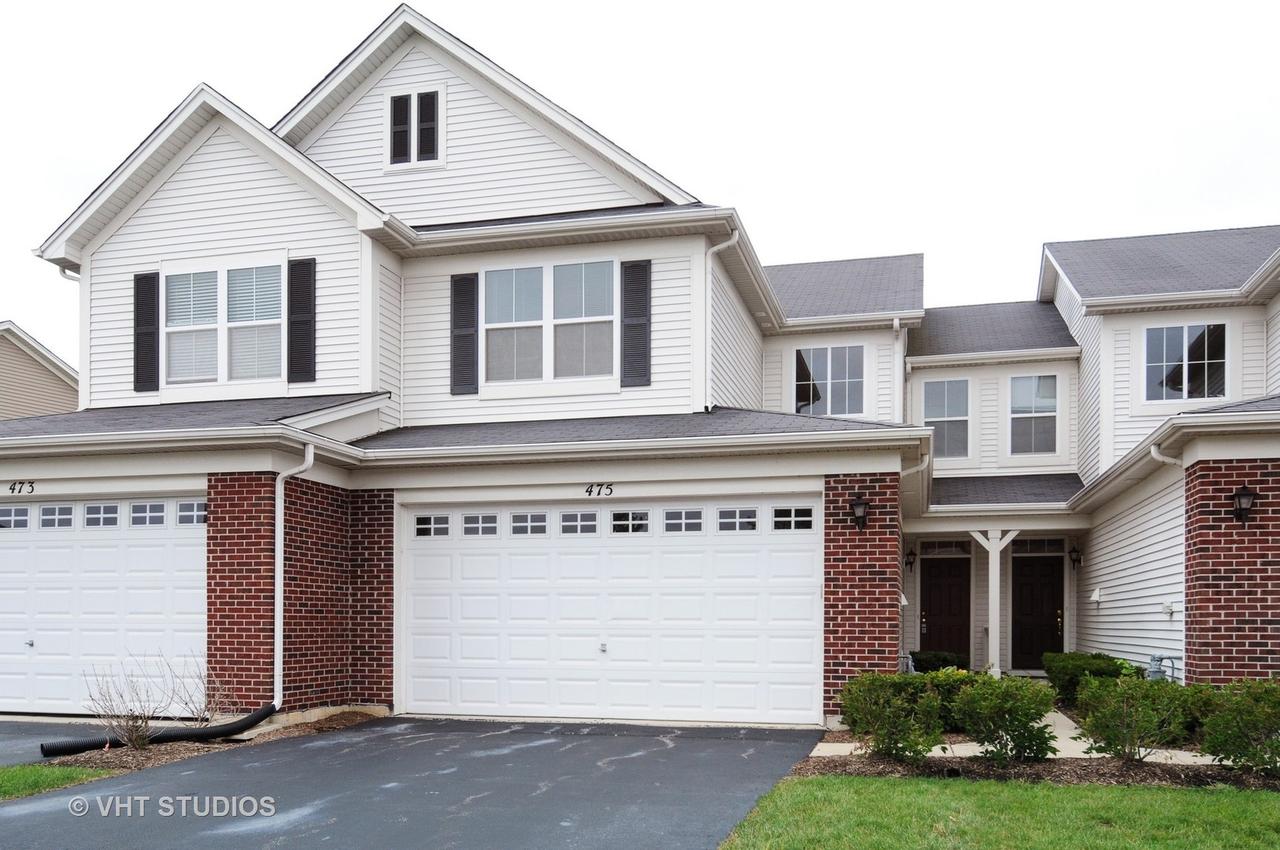475 Dancer Ln., Oswego, IL 60543