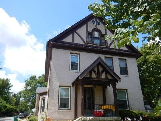 227 Illinois St., Joliet, IL 60436