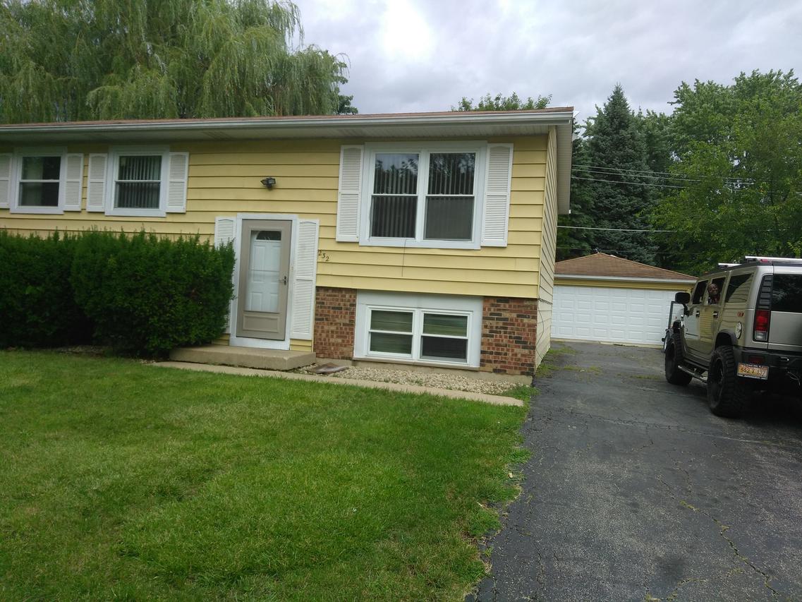 232 Bedford Rd., Bolingbrook, IL 60440