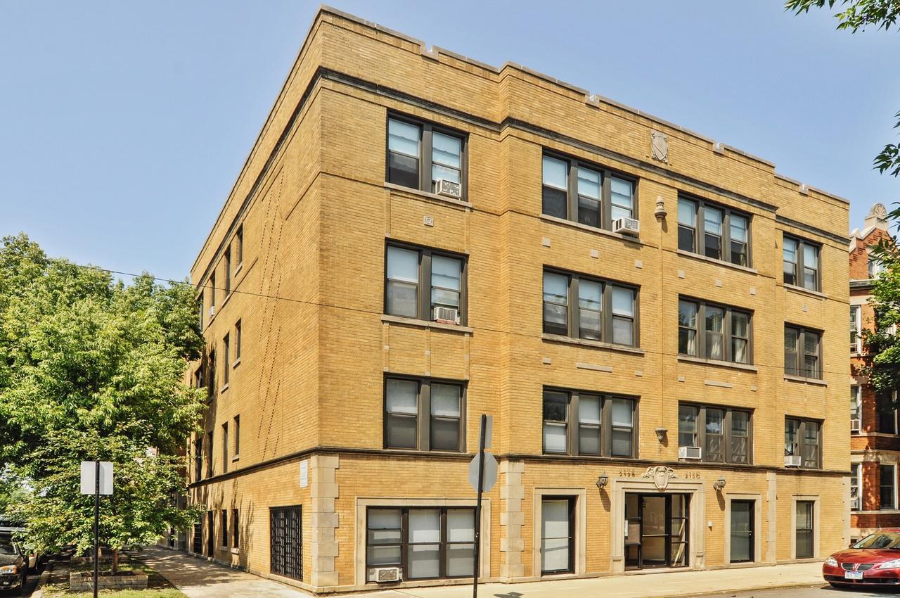 2130 N Oakley Ave. #2, Chicago, IL 60647