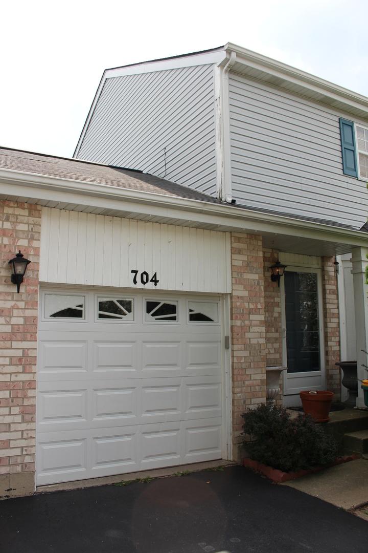 704 Windsor Ln., Romeoville, IL 60446