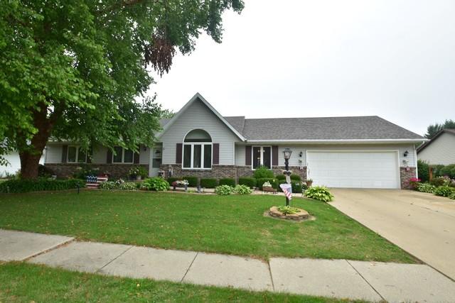 740 Wild Oats Tr., Freeport, IL 61032