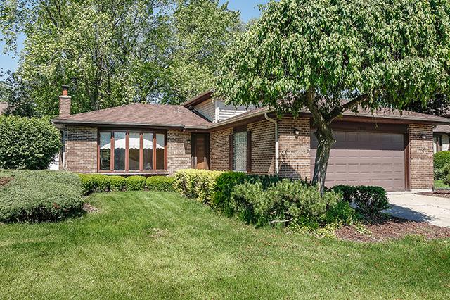 7526 Cambridge Rd., Darien, IL 60561