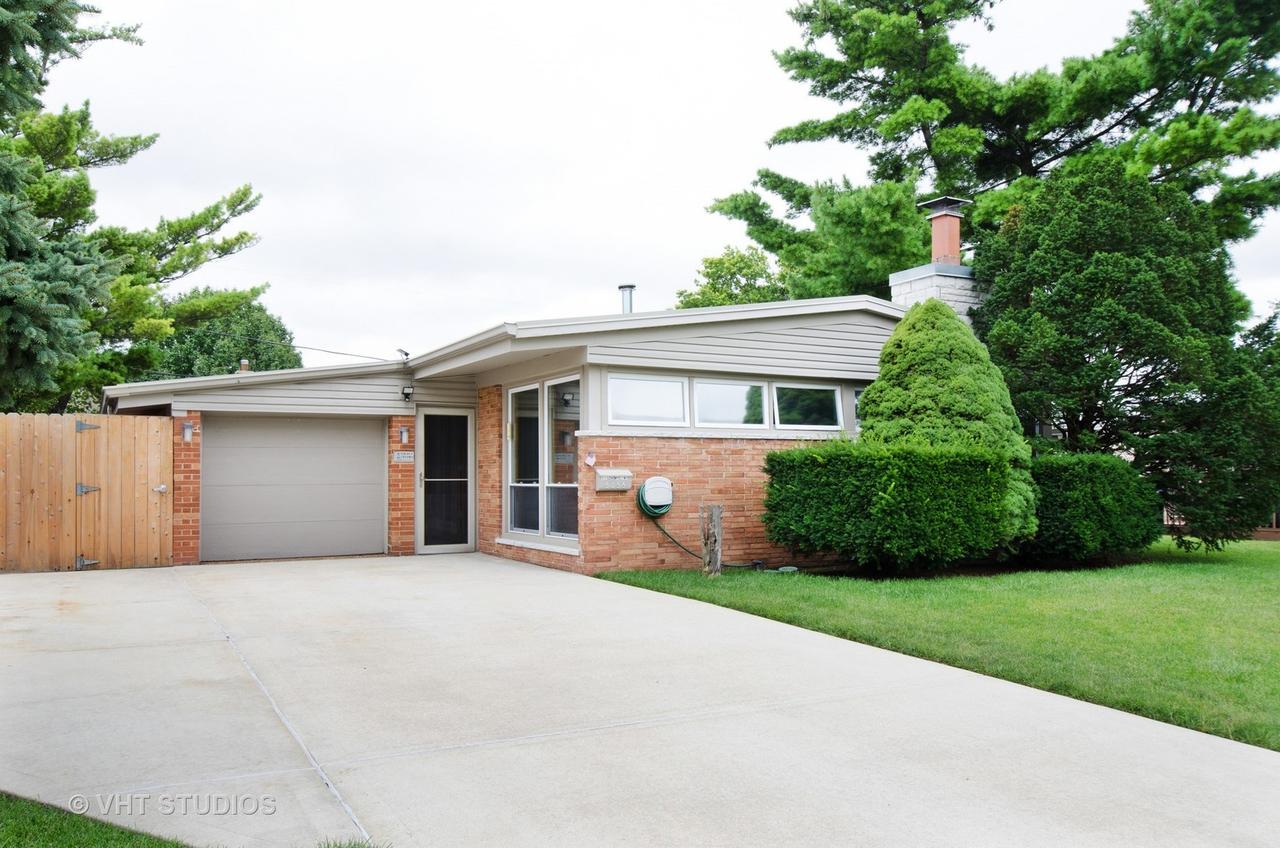 5055 N Ottawa Ave., Chicago, IL 60656