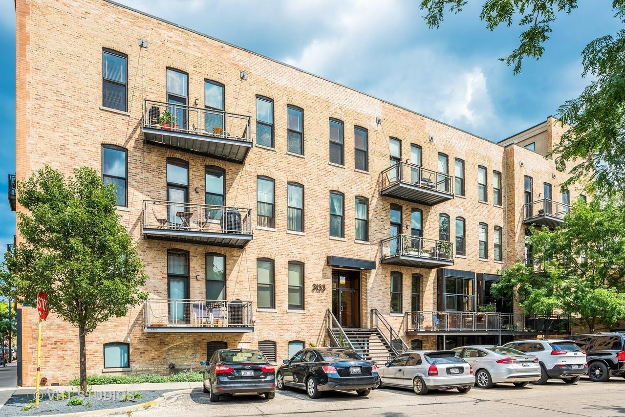 3133 N Lakewood Ave. #2B, Chicago, IL 60657