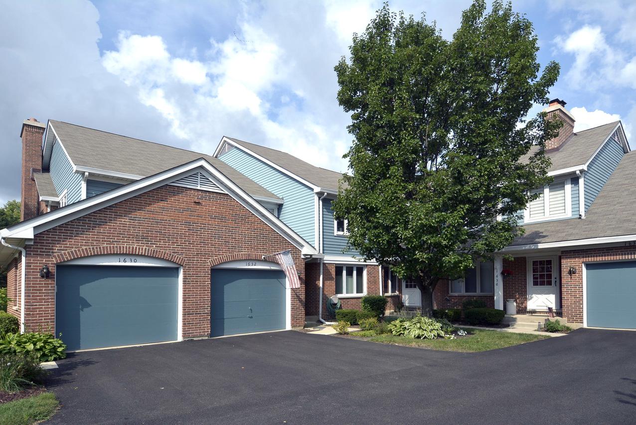 1632 E Clayton Ct., Arlington Heights, IL 60004