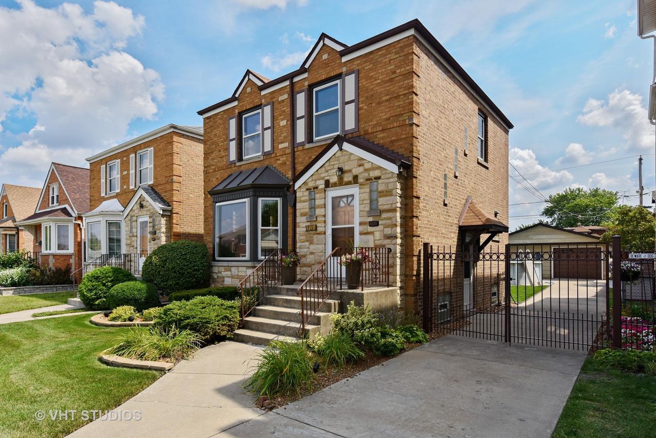 5349 S Mobile Ave., Chicago, IL 60638