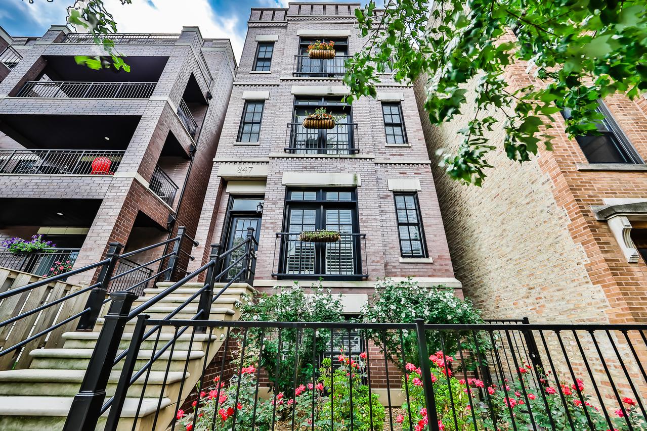 847 W Fletcher St. #1, Chicago, IL 60657