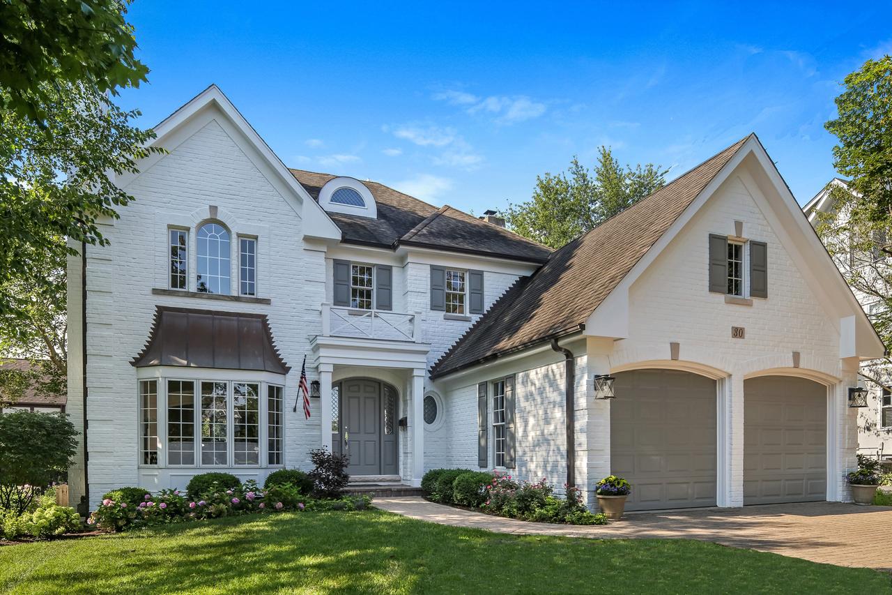 30 E 5th St., Hinsdale, IL 60521