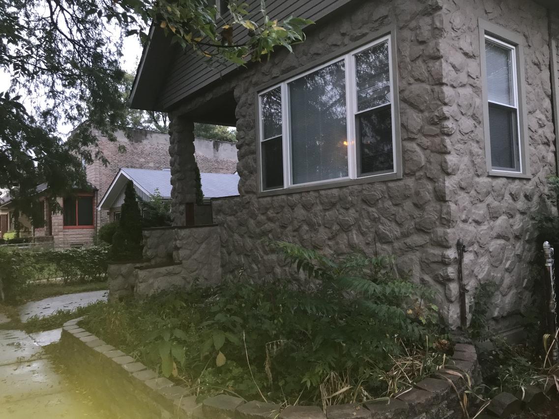 8222 S Dorchester Ave., Chicago, IL 60619