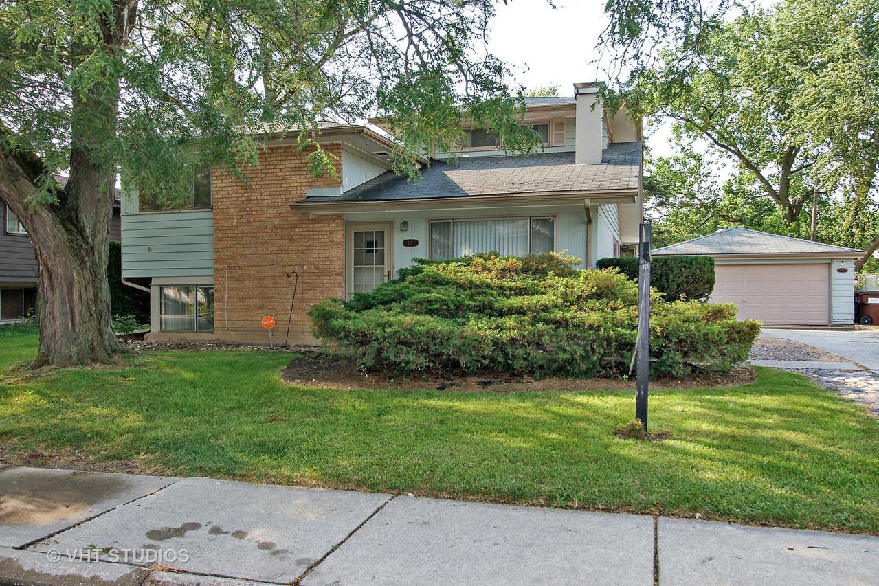 112 Algonquin St., Park Forest, IL 60466