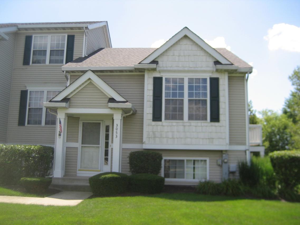 3053 Woodside Dr., Joliet, IL 60431