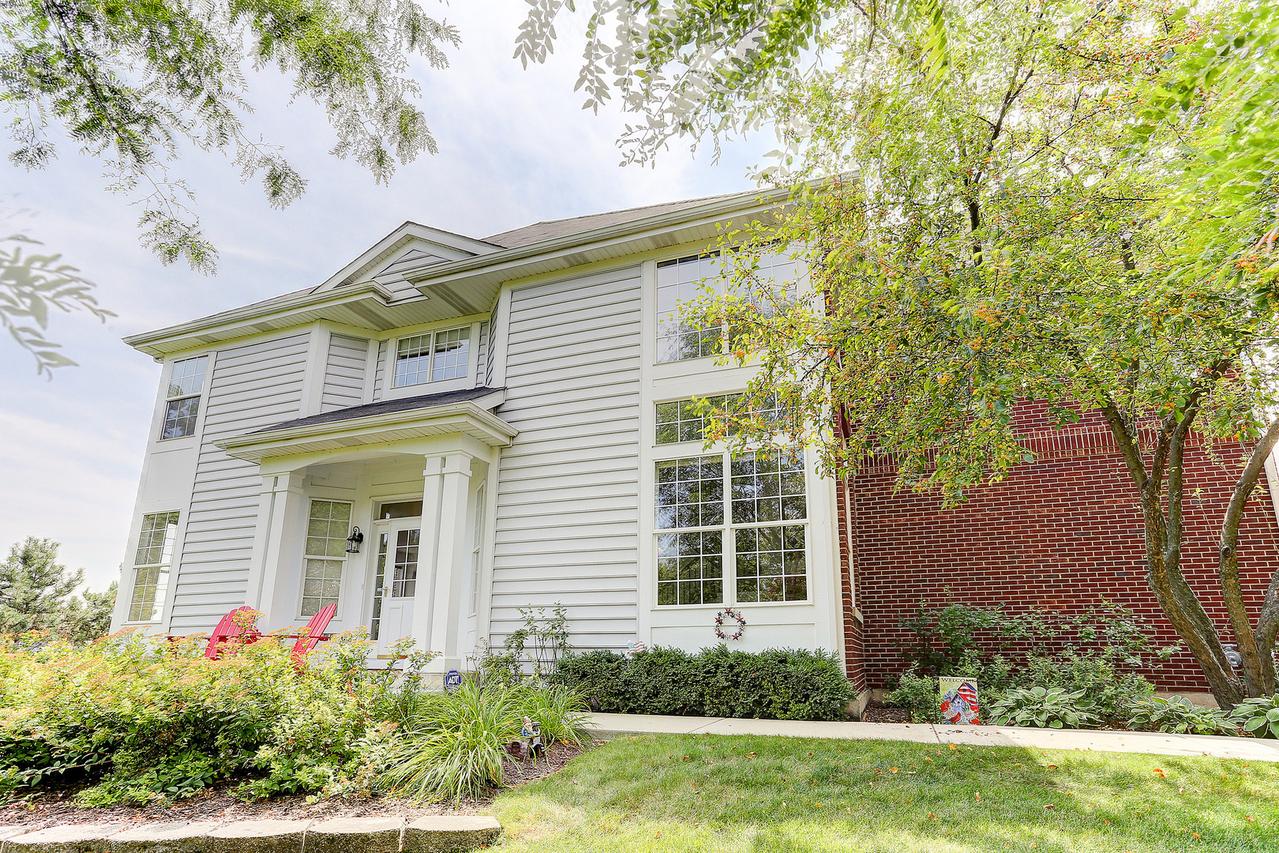 139 Fulbright Ln., Schaumburg, IL 60194