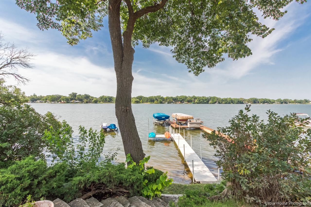 33544 N Lake Shore Dr., Grayslake, IL 60030
