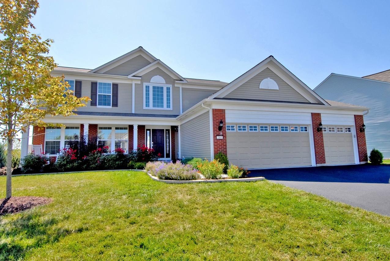 2465 Emerald Ln., Yorkville, IL 60560
