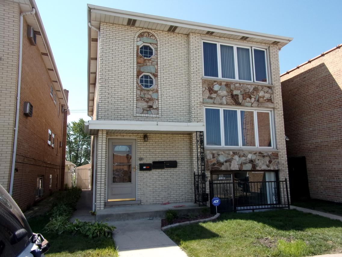 6811 W 63rd St., Chicago, IL 60638