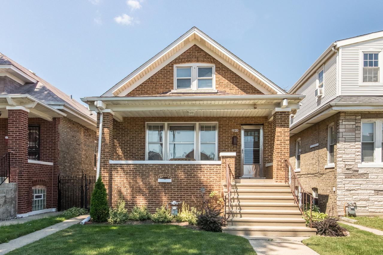 2844 N Kildare Ave., Chicago, IL 60641