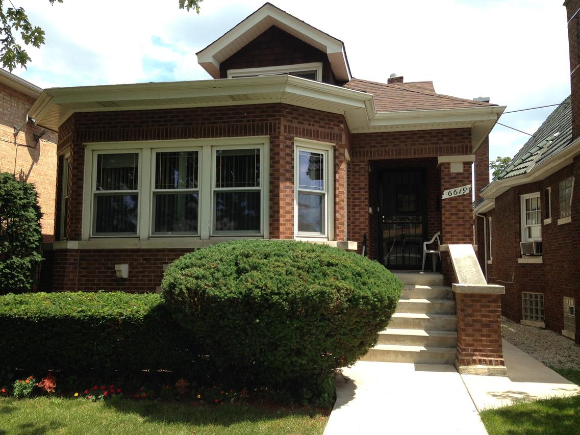 6619 S Francisco Ave., Chicago, IL 60629