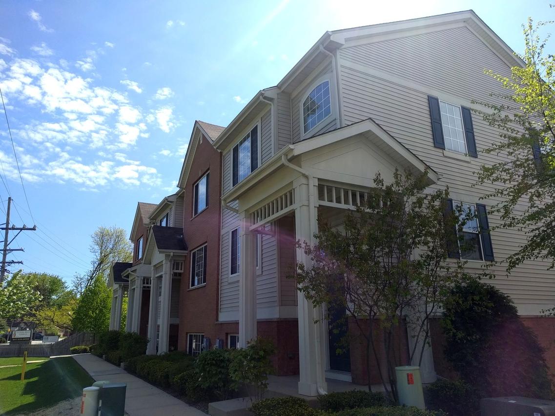 [Address Hidden by Seller], Des Plaines, IL 60016