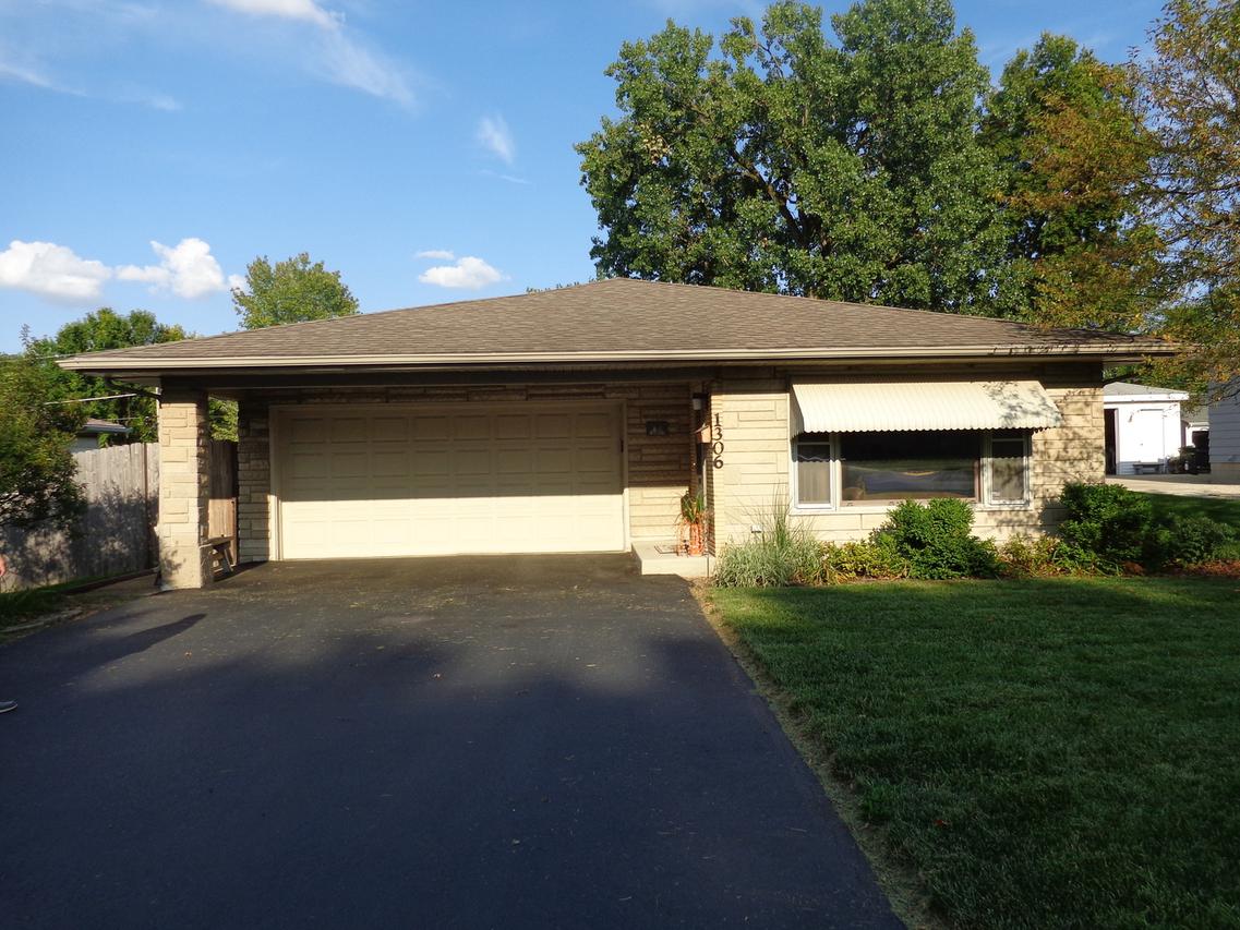 1306 Frederick St., Joliet, IL 60435