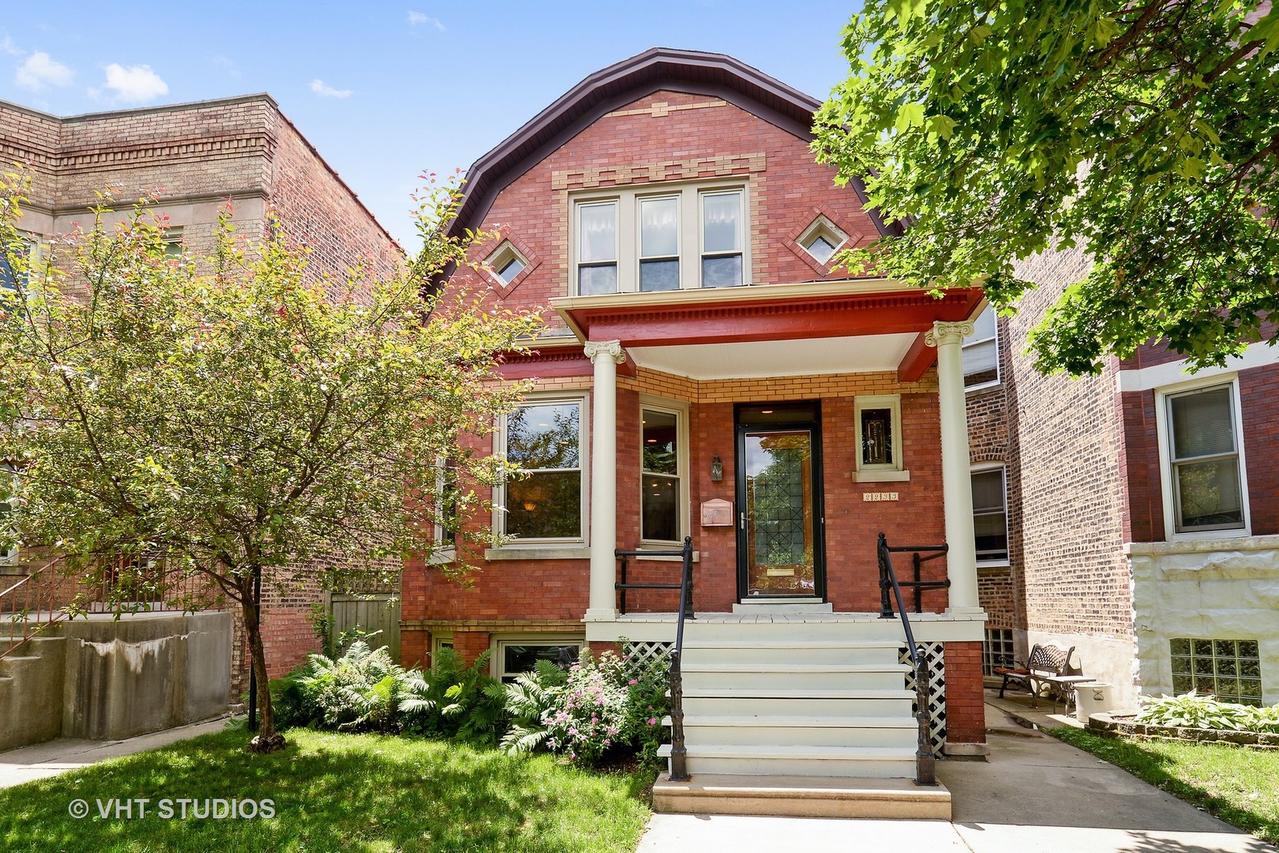 2233 W Eastwood Ave., Chicago, IL 60625