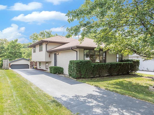 0N055 Beverly St., Wheaton, IL 60187