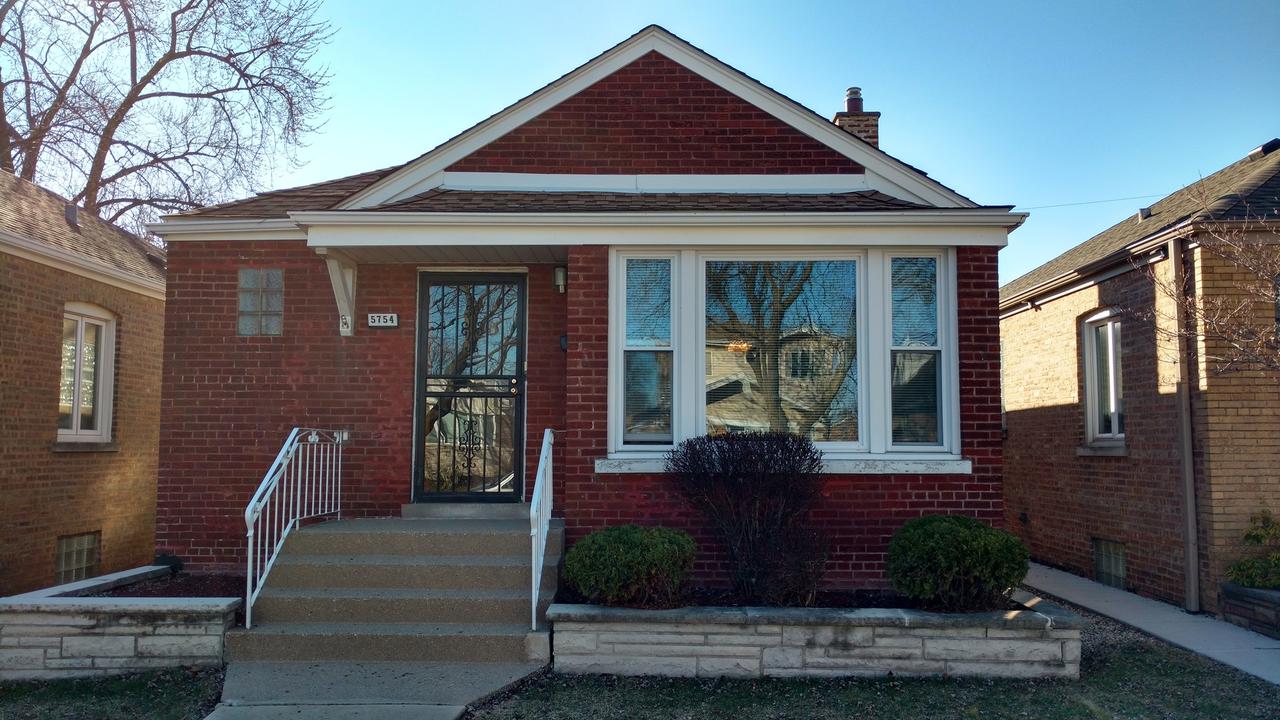 5754 S Natoma Ave., Chicago, IL 60638