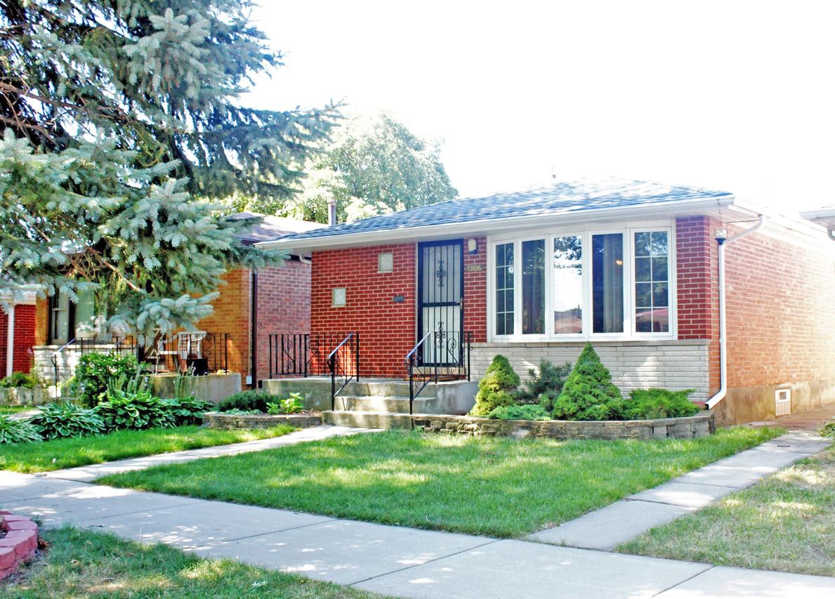 13106 S Burley Ave., Chicago, IL 60633