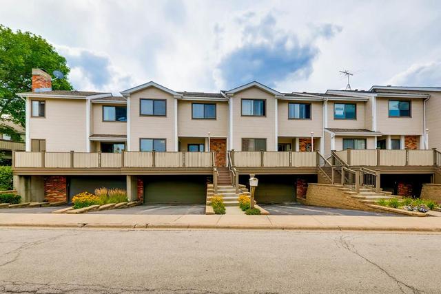 1010 Sussex Dr., Northbrook, IL 60062