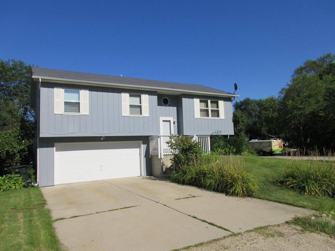 2510 Lilac St., Mchenry, IL 60051