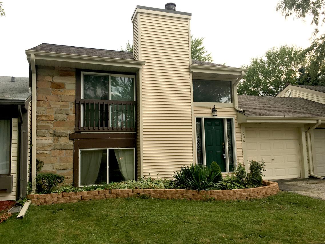 306 Honeytree Dr., Romeoville, IL 60446