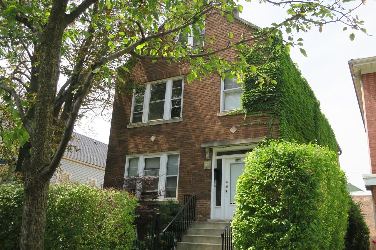 2514 N Luna Ave., Chicago, IL 60639