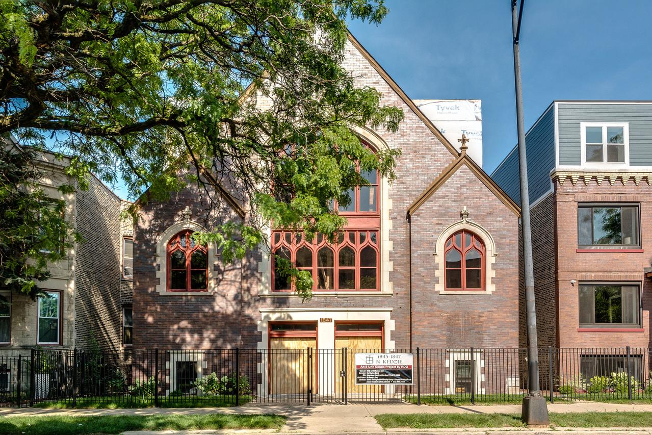 1847 N Kedzie Ave. #2N, Chicago, IL 60647