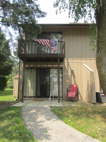 35 Montego Colony #3, Fox Lake, IL 60020