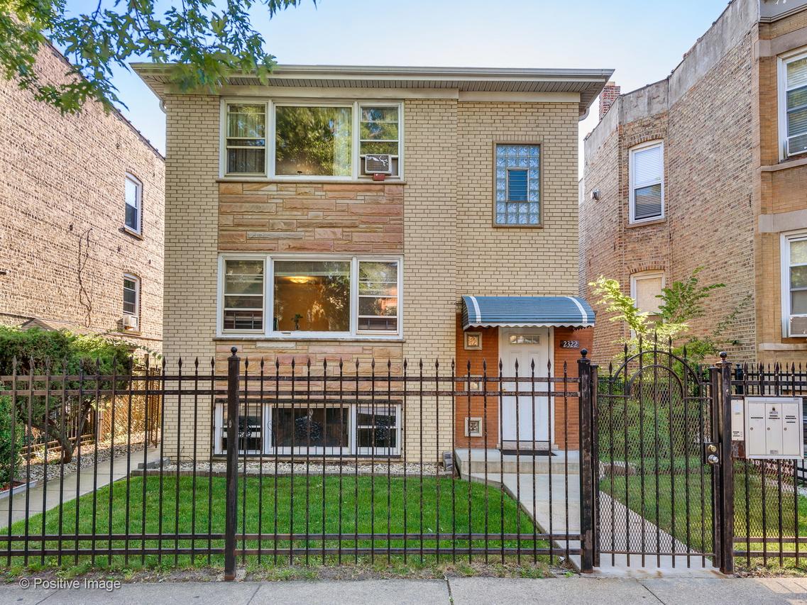 2322 N Sacramento Ave., Chicago, IL 60647