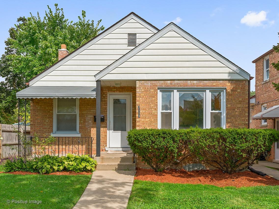 2113 S 23rd Ave., Broadview, IL 60155