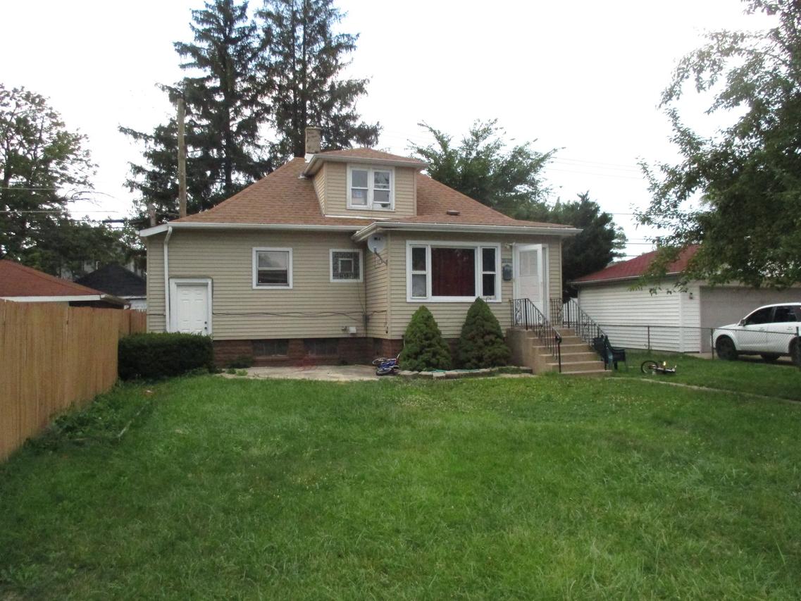 2628 123rd St., Blue Island, IL 60406