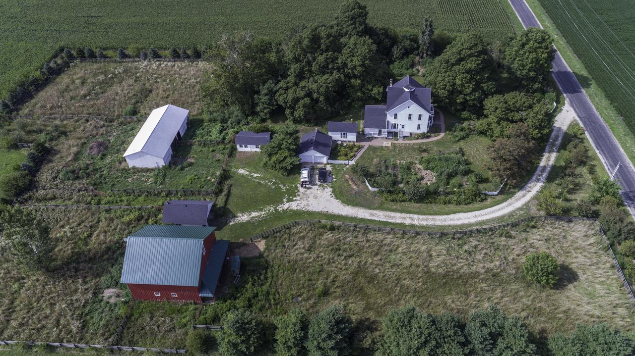 2702 N 1500 East Rd., Mahomet, IL 61853