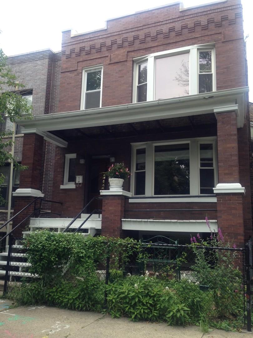 1940 W Oakdale Ave., Chicago, IL 60657