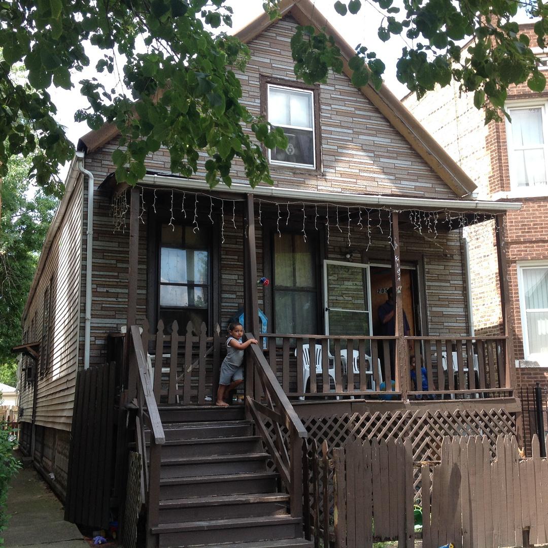 2052 N La Crosse Ave., Chicago, IL 60639