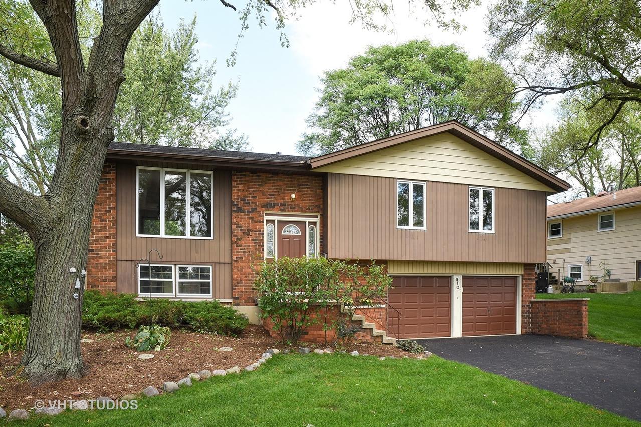 610 Boxwood Dr., Schaumburg, IL 60193