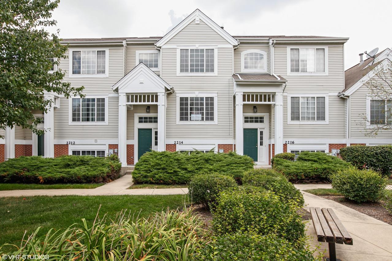 2214 Daybreak Dr., Aurora, IL 60503