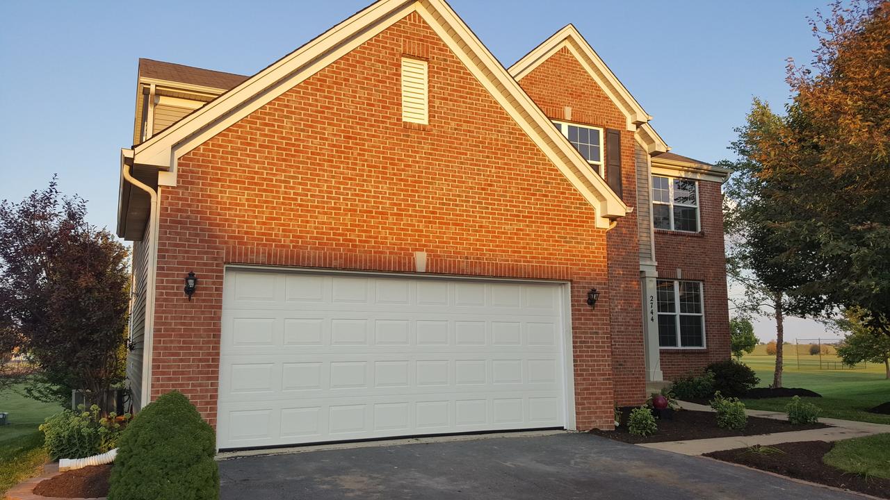 2744 Fort Sumter Ct., Aurora, IL 60503