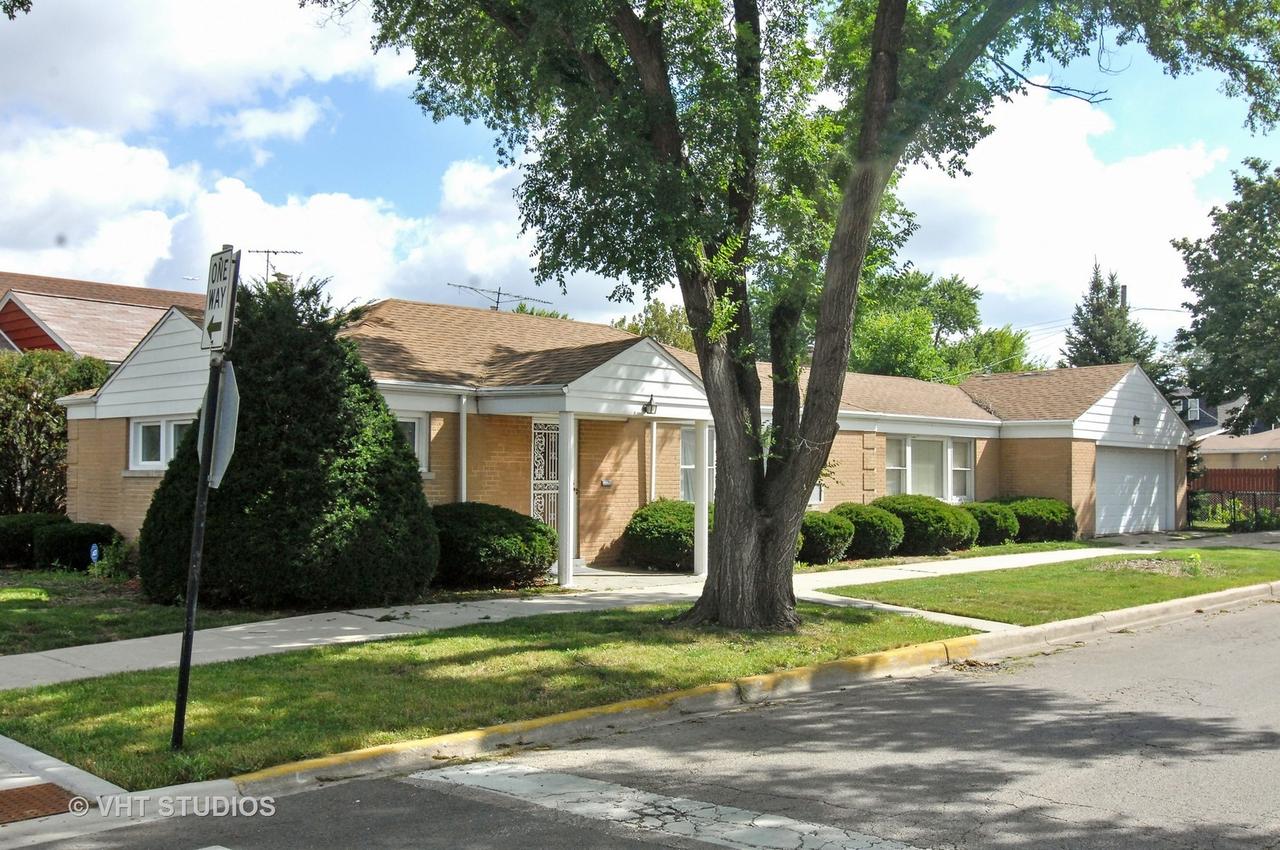 3501 N Oleander Ave., Chicago, IL 60634