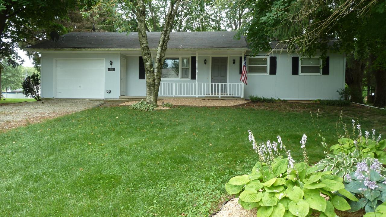 648 Lasalle Dr., Lake Holiday, IL 60552