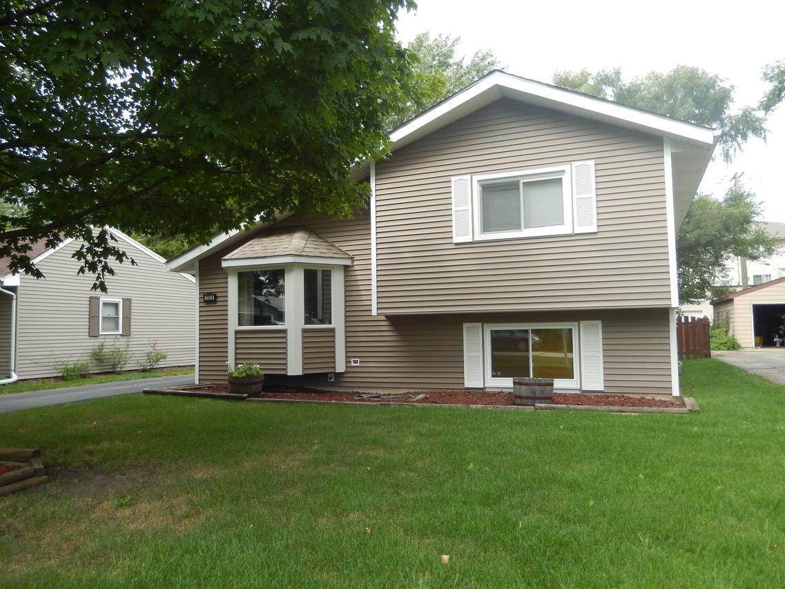 1513 Scott Blvd., Geneva, IL 60134
