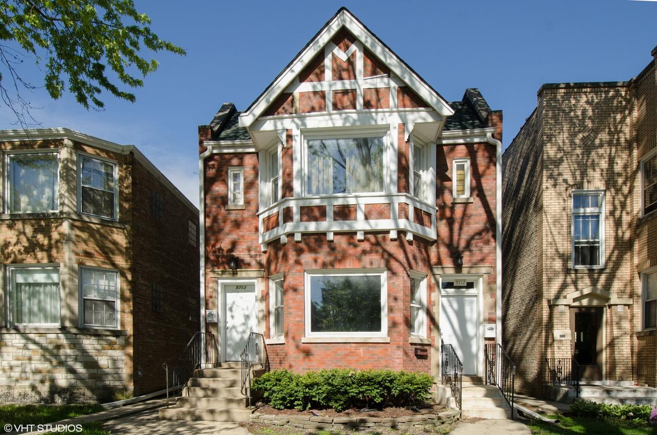 5712 N Christiana Ave., Chicago, IL 60659
